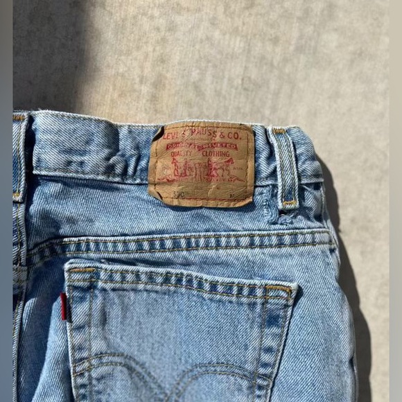 Y2K ‘03 Levis 550 - Size 12/ 32” - Picture 2 of 5